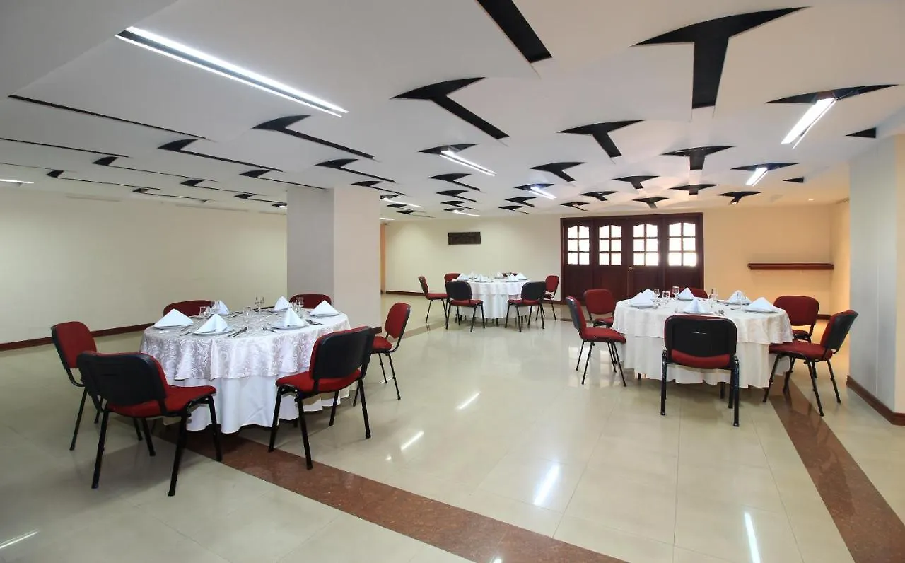 בוגוטה Hotel Windsor House Inn By Geh Suites