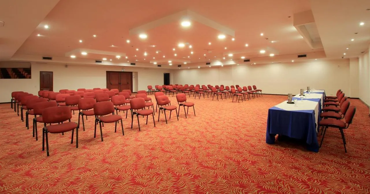 בוגוטה Hotel Windsor House Inn By Geh Suites